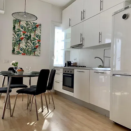 Apartment Cozy Tortona Navigli Milan